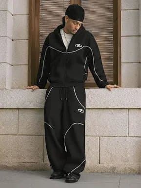 Tracksuit — photo 2