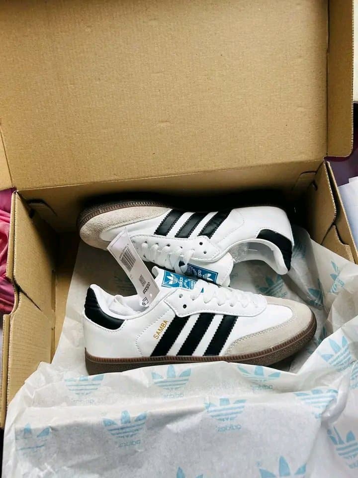 Adidas — photo 4