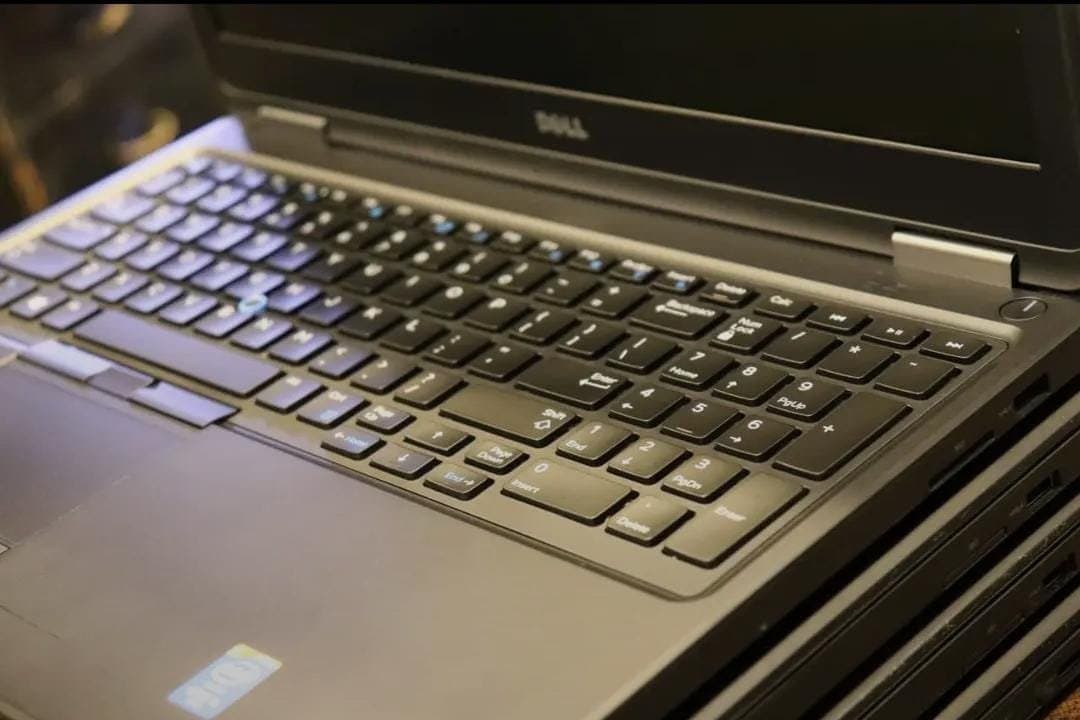 DELL LATITUDE MIXBAG — photo 6